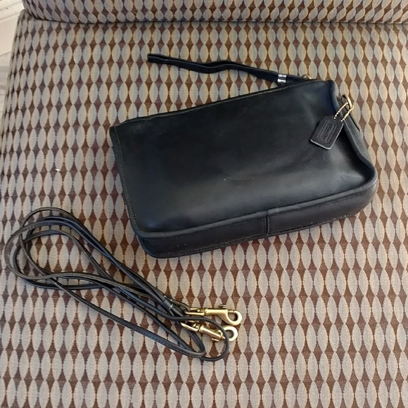 Coach Handbags - Coach Vintage Bag